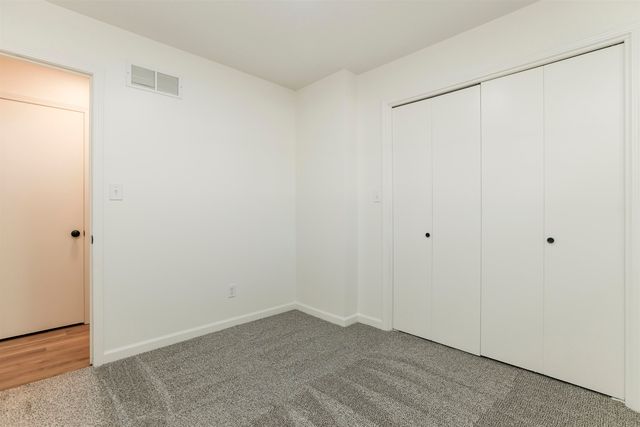 1017 S Dalton Dr, Wichita, KS 67207