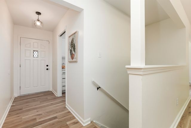 1017 S Dalton Dr, Wichita, KS 67207