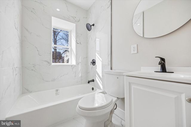 25 MCKINLEY AVE, Trenton, NJ 08609