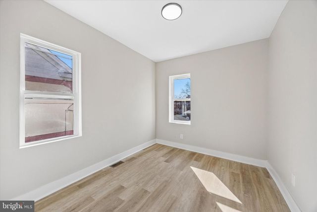 25 MCKINLEY AVE, Trenton, NJ 08609