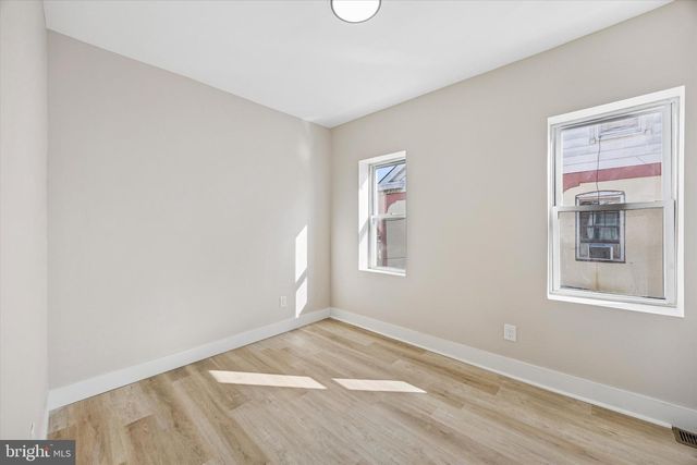 25 MCKINLEY AVE, Trenton, NJ 08609