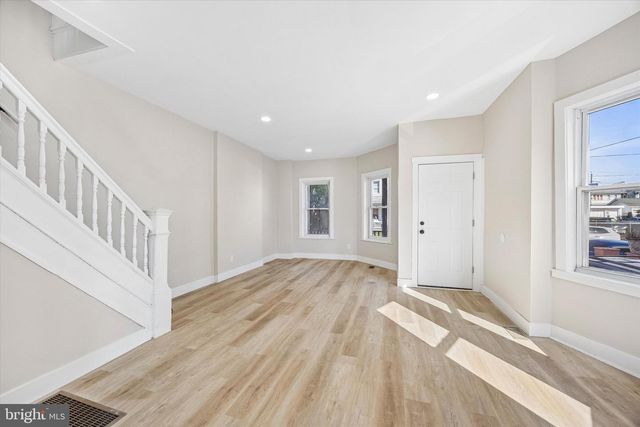 25 MCKINLEY AVE, Trenton, NJ 08609