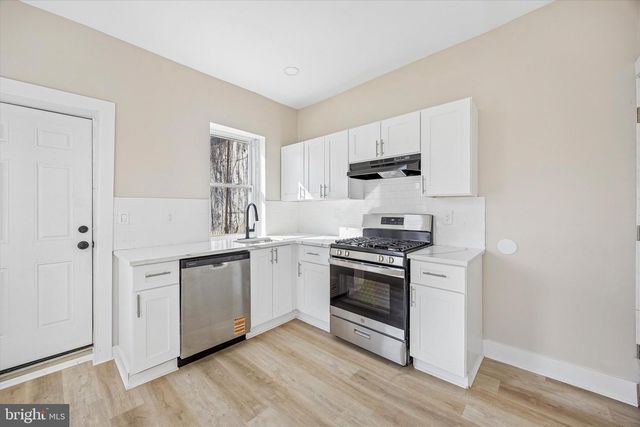 25 MCKINLEY AVE, Trenton, NJ 08609