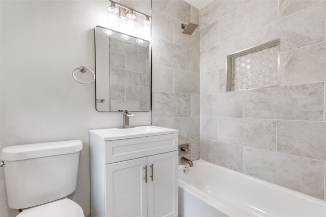 2406 Globe Avenue, Dallas, TX 75228