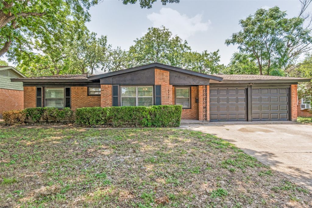 2406 Globe Avenue, Dallas, TX 75228