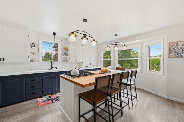 438 Kate Hayes St, Grass Valley, CA 95945
