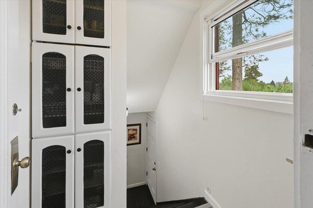 438 Kate Hayes St, Grass Valley, CA 95945