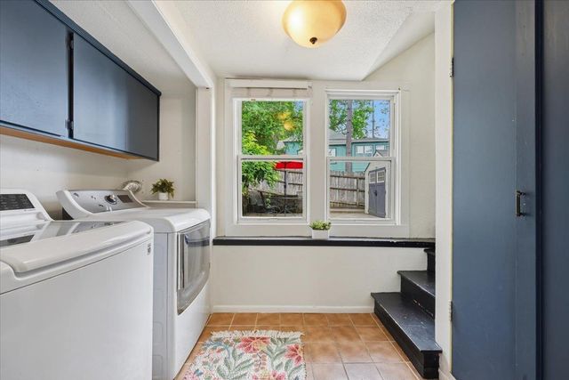 438 Kate Hayes St, Grass Valley, CA 95945
