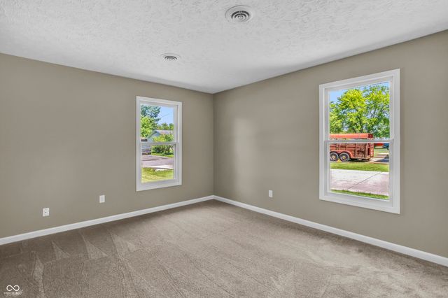 131 Meadow Lane, North Vernon, IN 47265