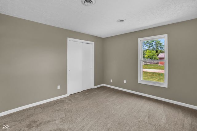 131 Meadow Lane, North Vernon, IN 47265