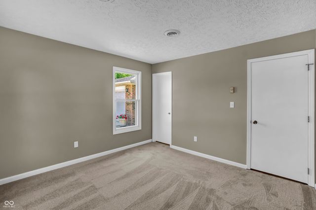131 Meadow Lane, North Vernon, IN 47265