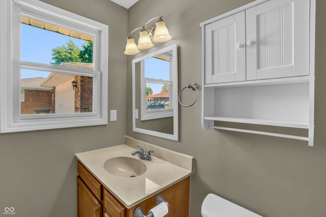 131 Meadow Lane, North Vernon, IN 47265