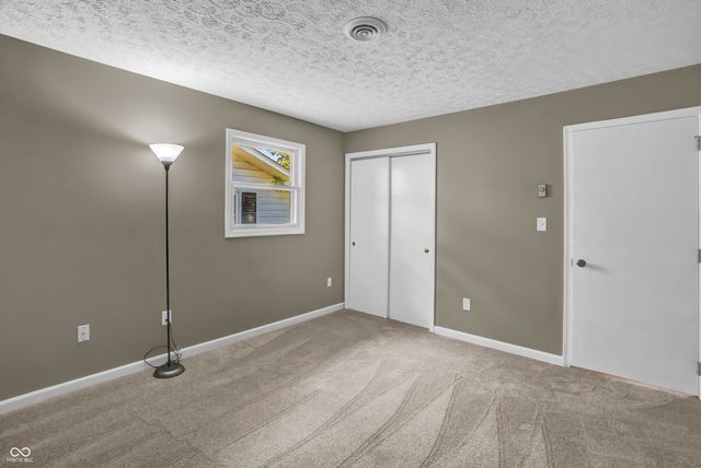 131 Meadow Lane, North Vernon, IN 47265