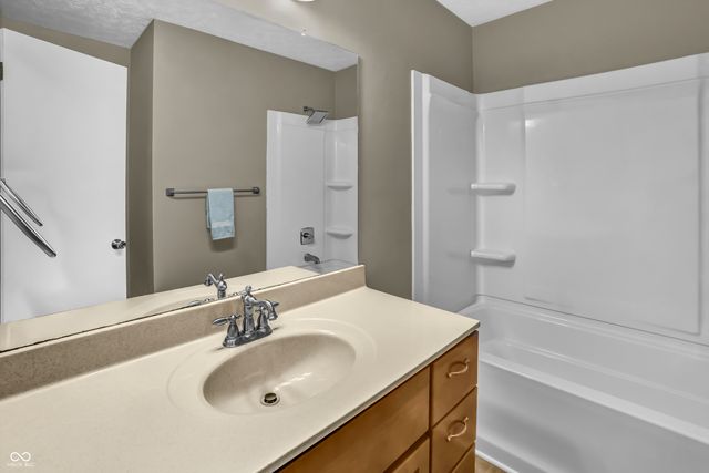 131 Meadow Lane, North Vernon, IN 47265