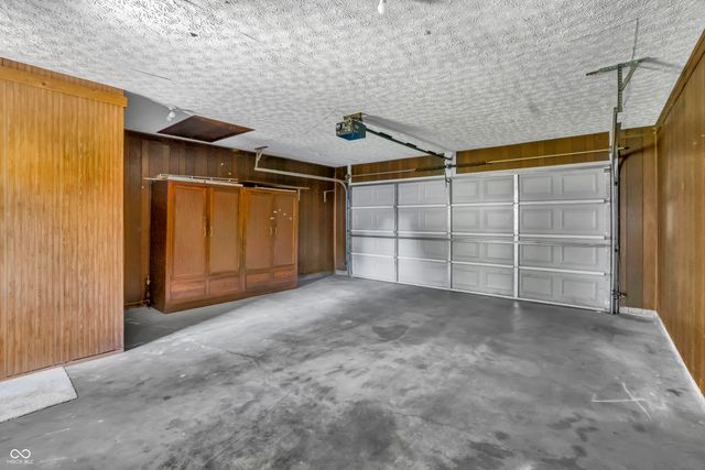 131 Meadow Lane, North Vernon, IN 47265