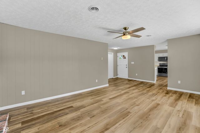 131 Meadow Lane, North Vernon, IN 47265