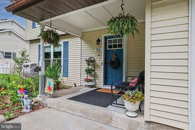 118 CEDARBROOK LN, Tuckerton, NJ 08087