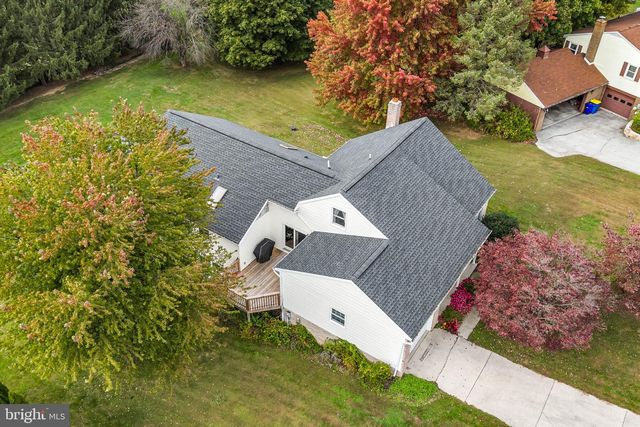 142 SUGARBOOT LN, Hanover, PA 17331