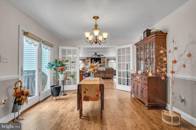 142 SUGARBOOT LN, Hanover, PA 17331