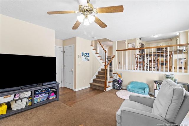 704 Fairbluff Drive, Hope Mills, NC 28348