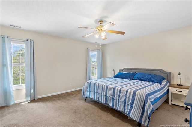 704 Fairbluff Drive, Hope Mills, NC 28348