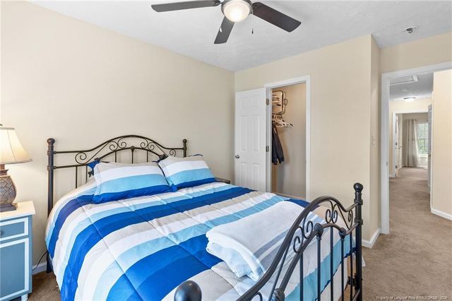 704 Fairbluff Drive, Hope Mills, NC 28348