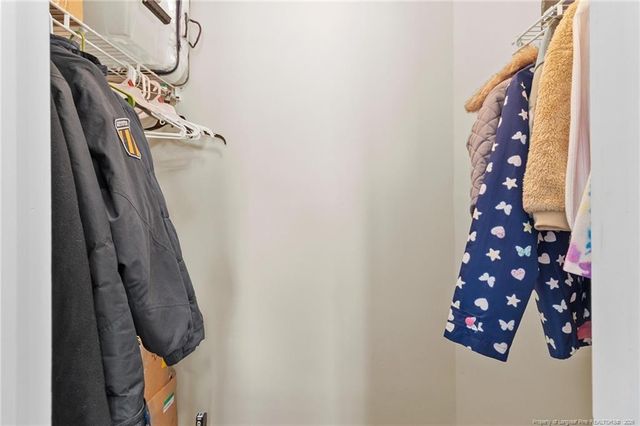 704 Fairbluff Drive, Hope Mills, NC 28348