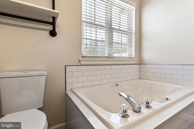 10704 JACKSONHOLE PL, White Plains, MD 20695