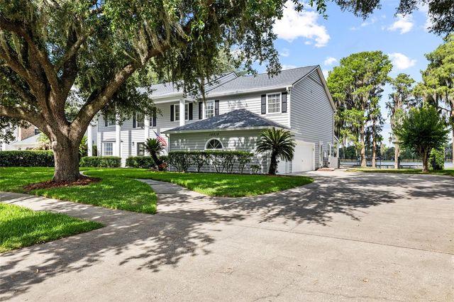 18010 CLEAR LAKE DRIVE, Lutz, FL 33548