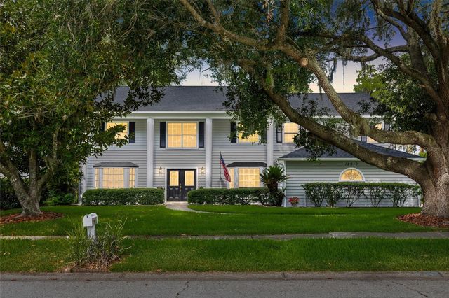 18010 CLEAR LAKE DRIVE, Lutz, FL 33548