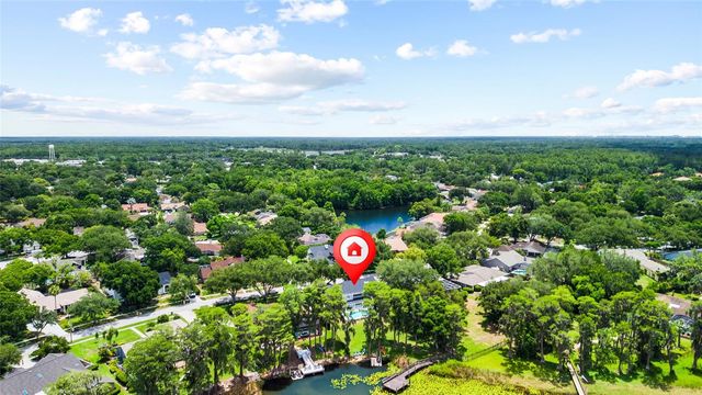 18010 CLEAR LAKE DRIVE, Lutz, FL 33548