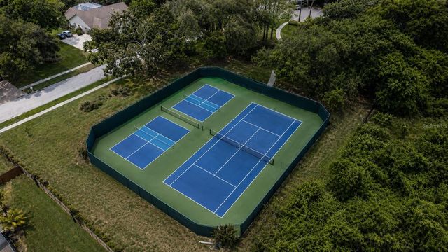 18010 CLEAR LAKE DRIVE, Lutz, FL 33548