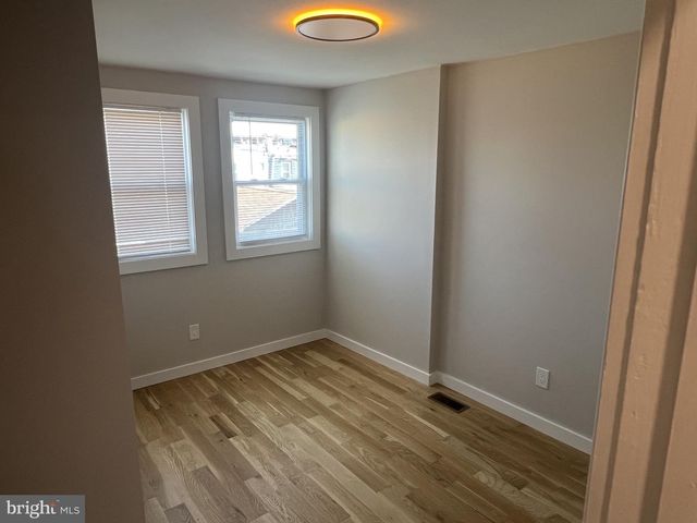 3051 CEDAR ST, Philadelphia, PA 19134