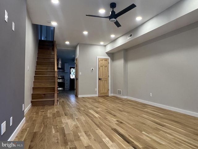 3051 CEDAR ST, Philadelphia, PA 19134