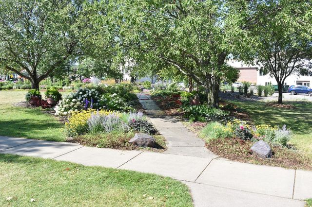 13733 Victoria Meadows Court, Rosemount, MN 55068