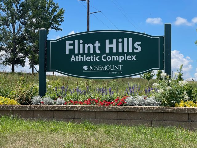 13733 Victoria Meadows Court, Rosemount, MN 55068