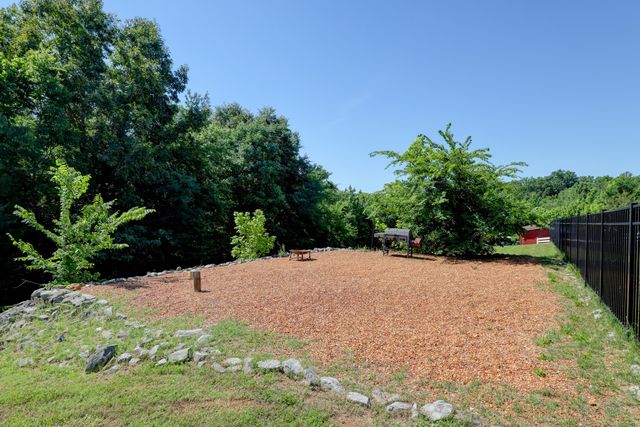2251 Davidson Graveyard Rd, Clarksville, TN 37043