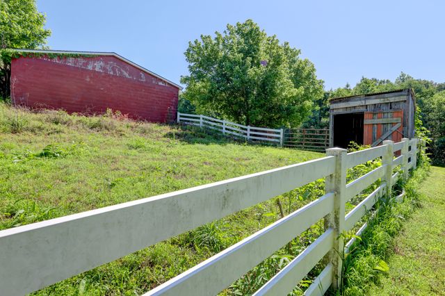 2251 Davidson Graveyard Rd, Clarksville, TN 37043