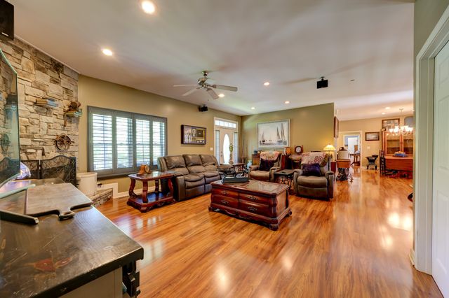2251 Davidson Graveyard Rd, Clarksville, TN 37043