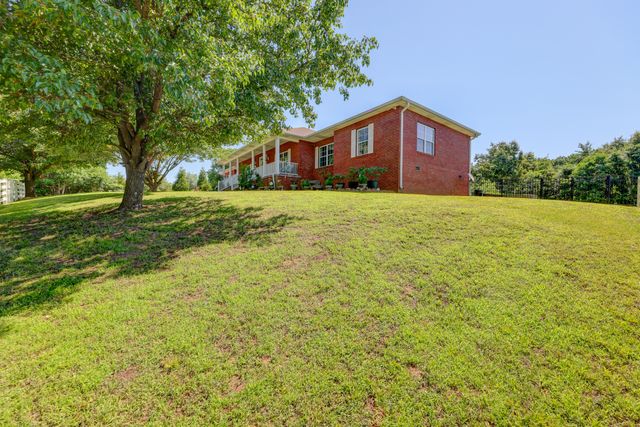 2251 Davidson Graveyard Rd, Clarksville, TN 37043