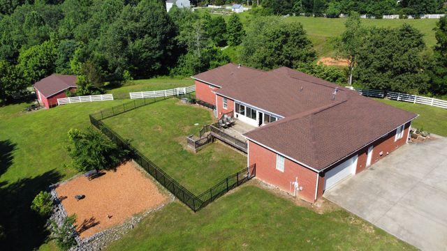 2251 Davidson Graveyard Rd, Clarksville, TN 37043