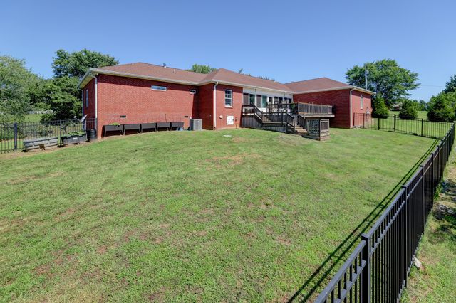 2251 Davidson Graveyard Rd, Clarksville, TN 37043