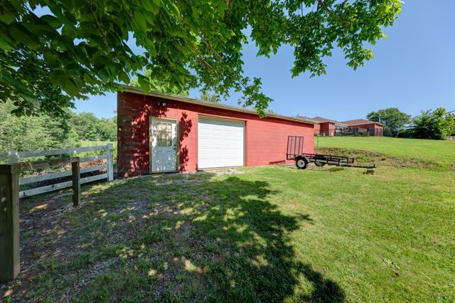 2251 Davidson Graveyard Rd, Clarksville, TN 37043