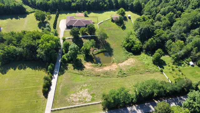 2251 Davidson Graveyard Rd, Clarksville, TN 37043