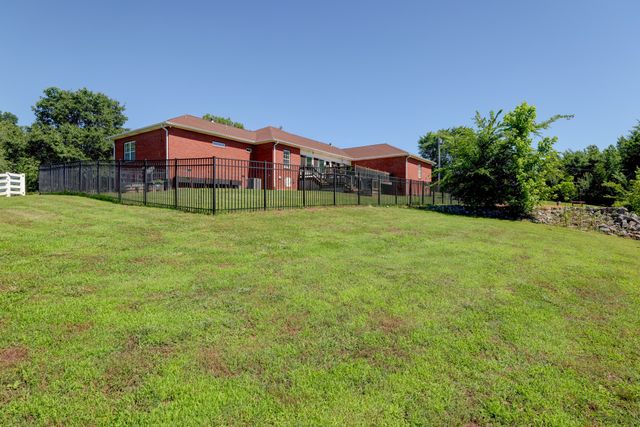 2251 Davidson Graveyard Rd, Clarksville, TN 37043