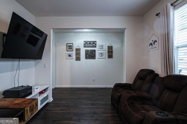 271 Canyon Ferry Way, Hoschton, GA 30548