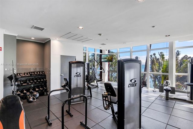 1155 Brickell Bay Dr 202, Miami, FL 33131