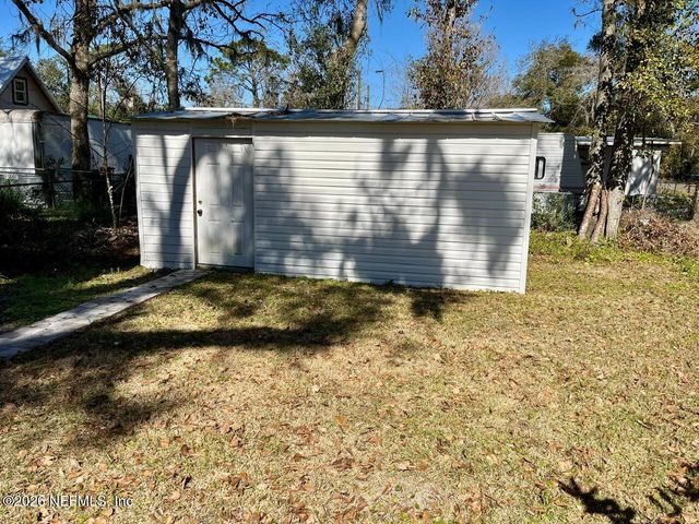 8903 HIPPS Road, Jacksonville, FL 32222