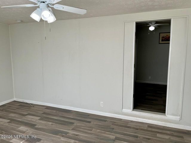 8903 HIPPS Road, Jacksonville, FL 32222