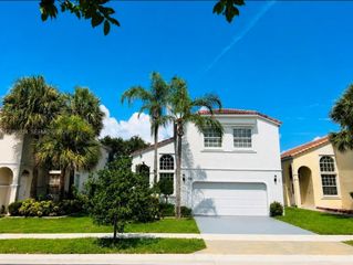 150 NW 151st Avenue, Pembroke Pines, FL 33028